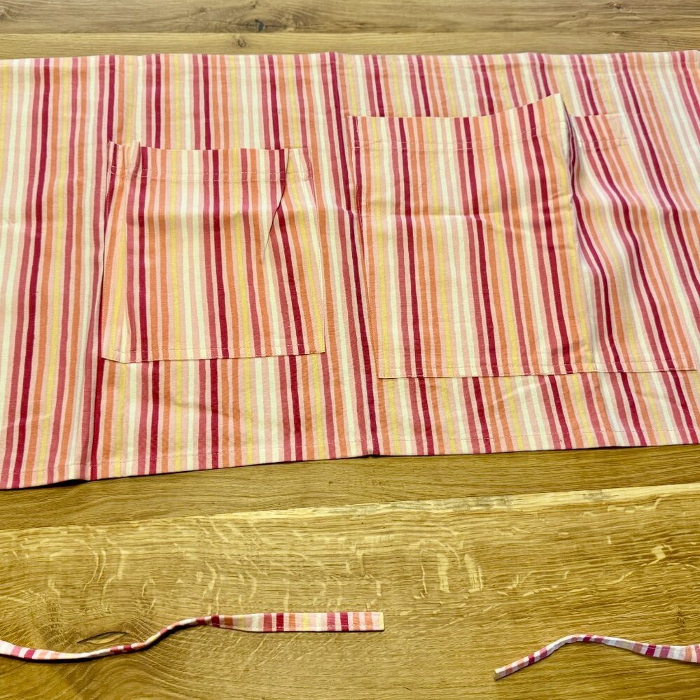 Handmade High Quality Aprons - Picture 14 of 14